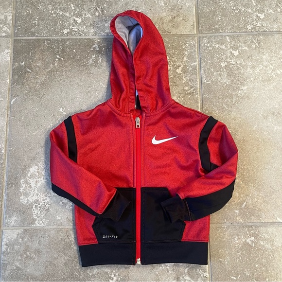 Boy’s Nike Set - Picture 4 of 4